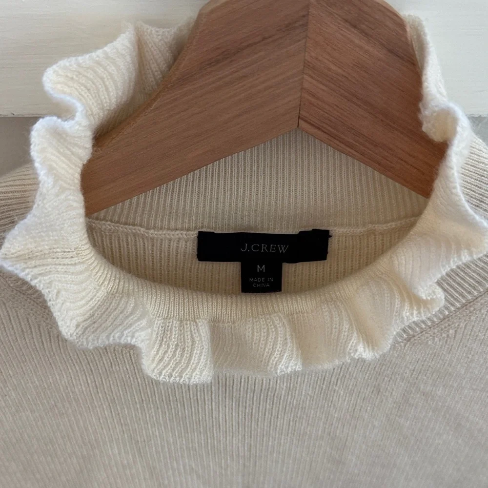 J. Crew Women’s Merino Wool Ruffle Mock Frill Neck Sweater Ivory Cream Size M